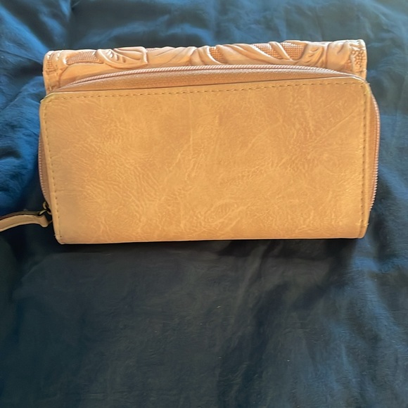 Wallet - Picture 4 of 8